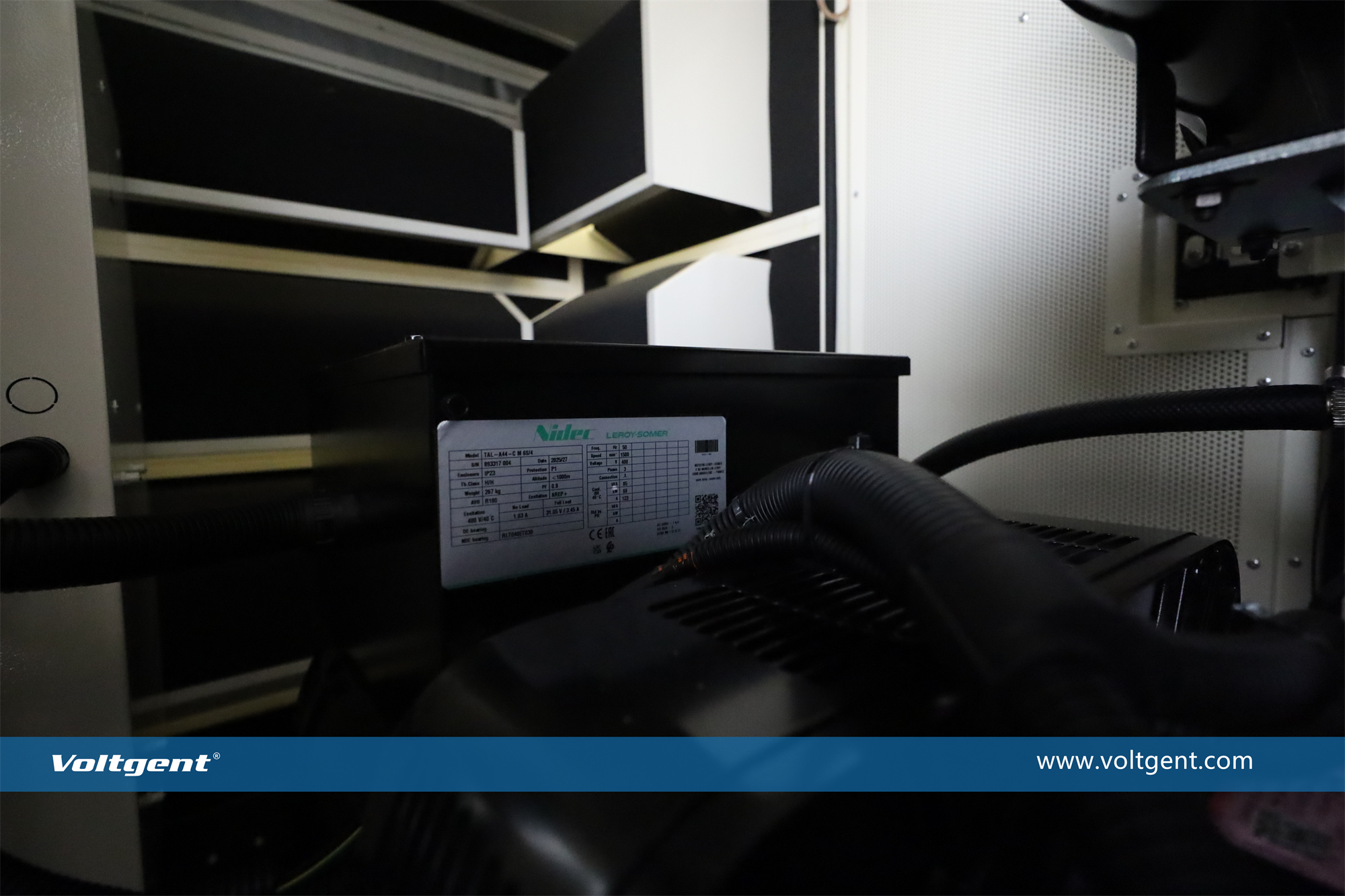 1764226871131568.jpg 1764226871131568.jpg