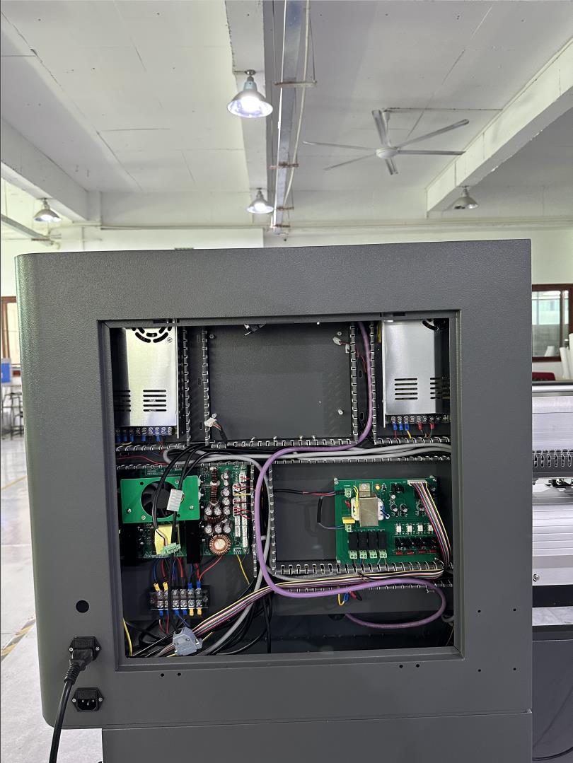 Гибкая машина Konica 512I, сольвентная печатная машина, сольвентный принтер