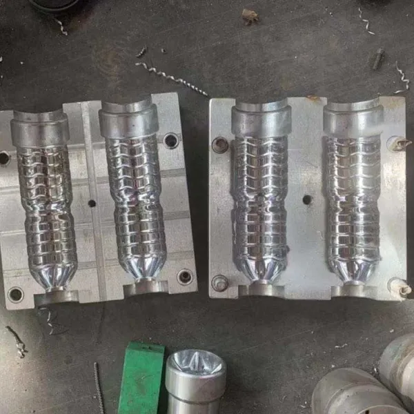 Stretch blow moulding machine | GEM machinery