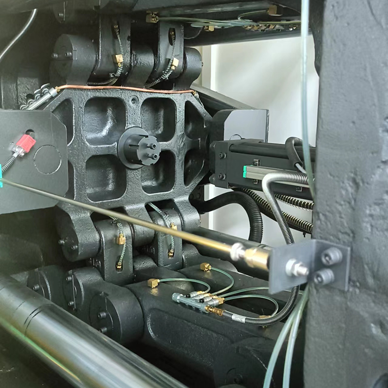 Extrusion injection moulding machine | GEM machinery