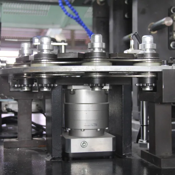 Stretch blow moulding machine | GEM machinery