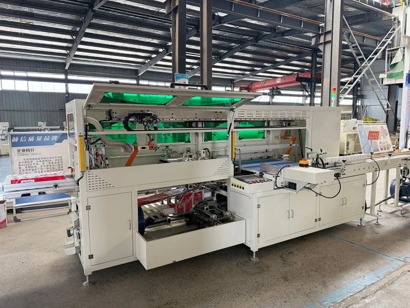 Fully Automatic Toilet Roll Packing Machine02.jpg