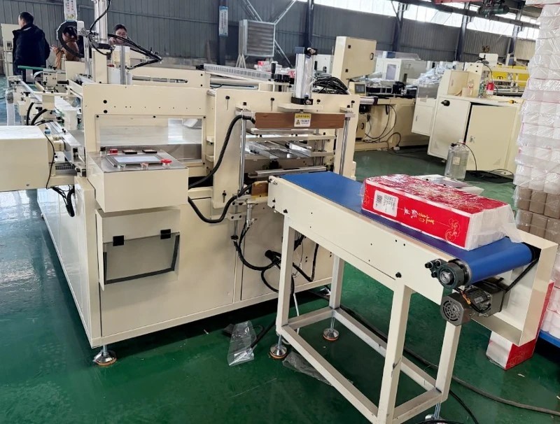 Toilet Paper Wrapping Machine 2.jpg