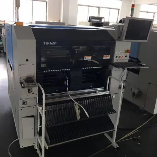 Yamaha YS12F chip pick and place mounter in China