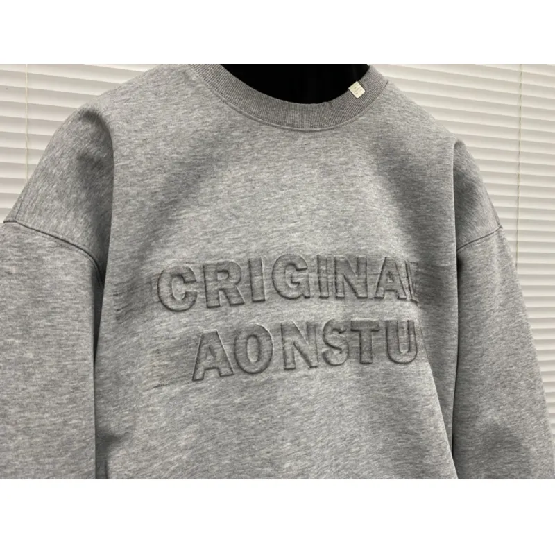 TTgarment Debossed Logo Sweatshirt for Men Casual Hoodie DA003