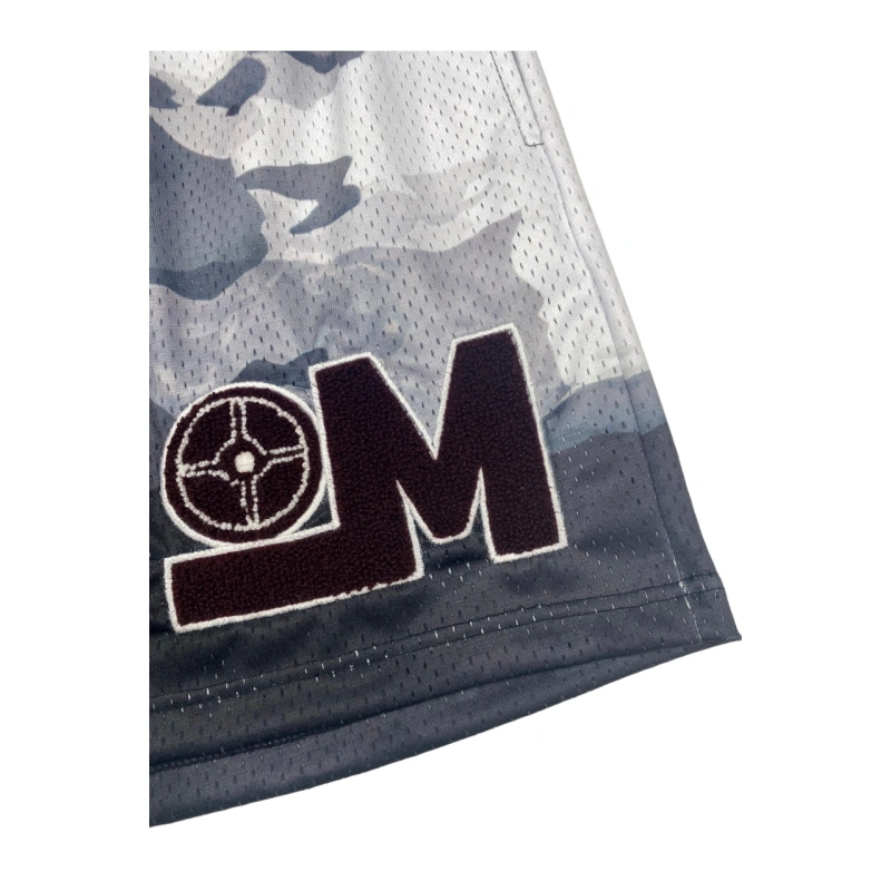TTgarment  High-street style color-blocked printed mesh athletic shorts, loose and casual five-quarter length pants  U445