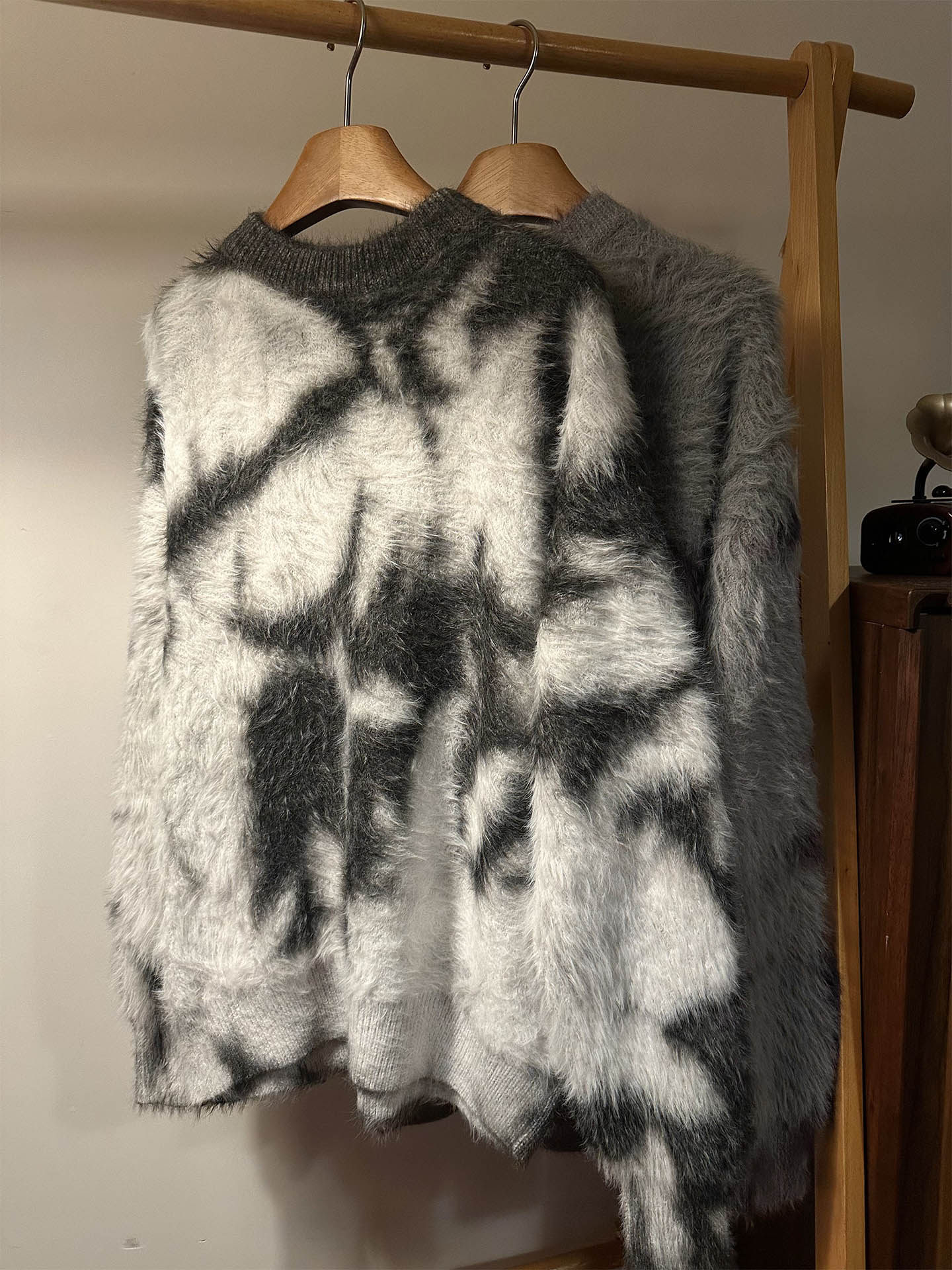 TTgarment Custom Made Faux mohair Tie Dye Crew Neck Sweater Oversized Fuzzy MA005