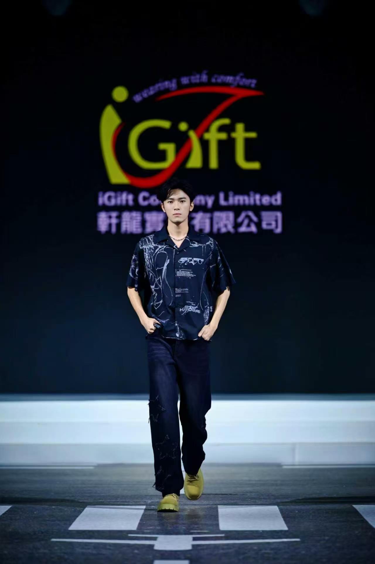TTgarment Custom Made Full Graphic Print Short Sleeve Shirt Hip Hop for Men MOFWK25-005
