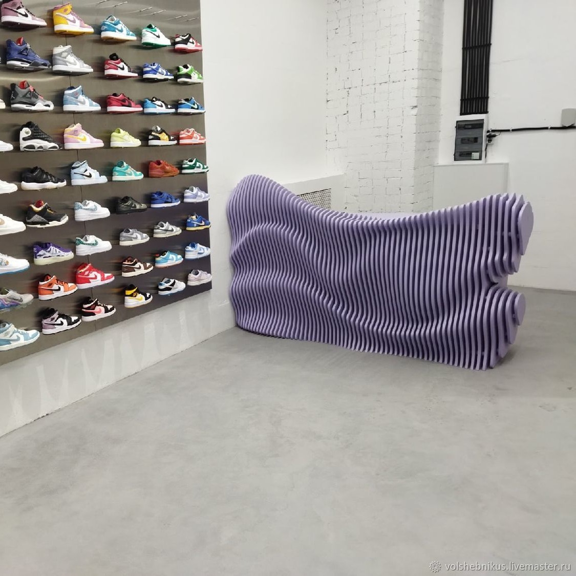 Reception desk