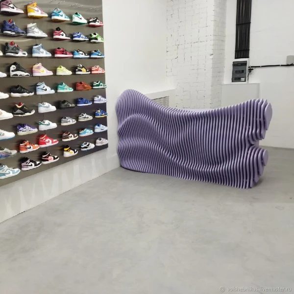 Reception desk