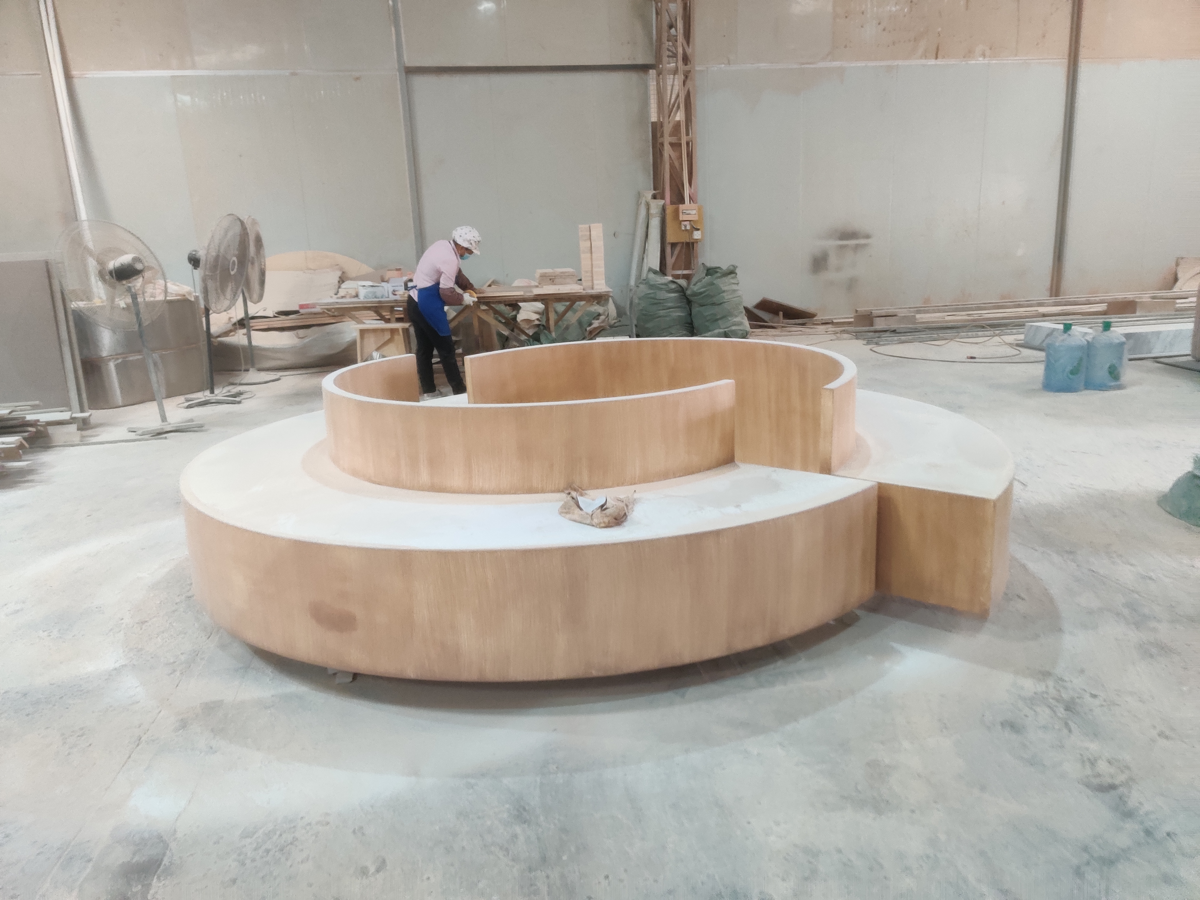 Tree pool seat series