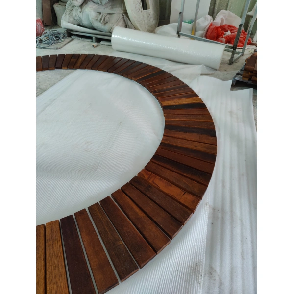 Tree pool seat series