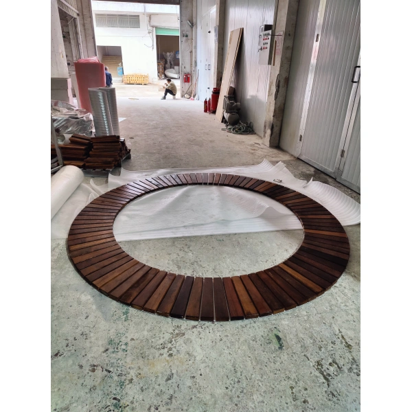 Tree pool seat series