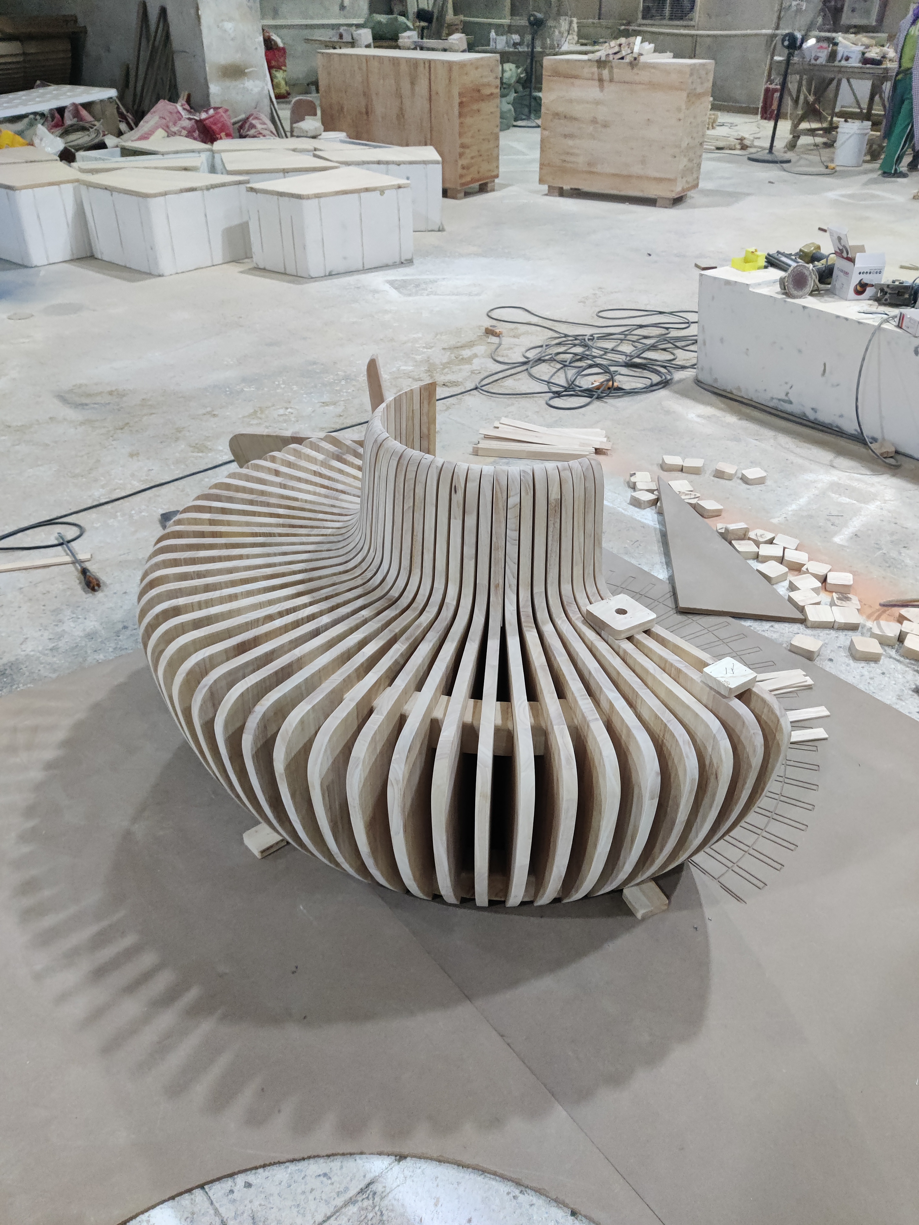 Tree pool seat series