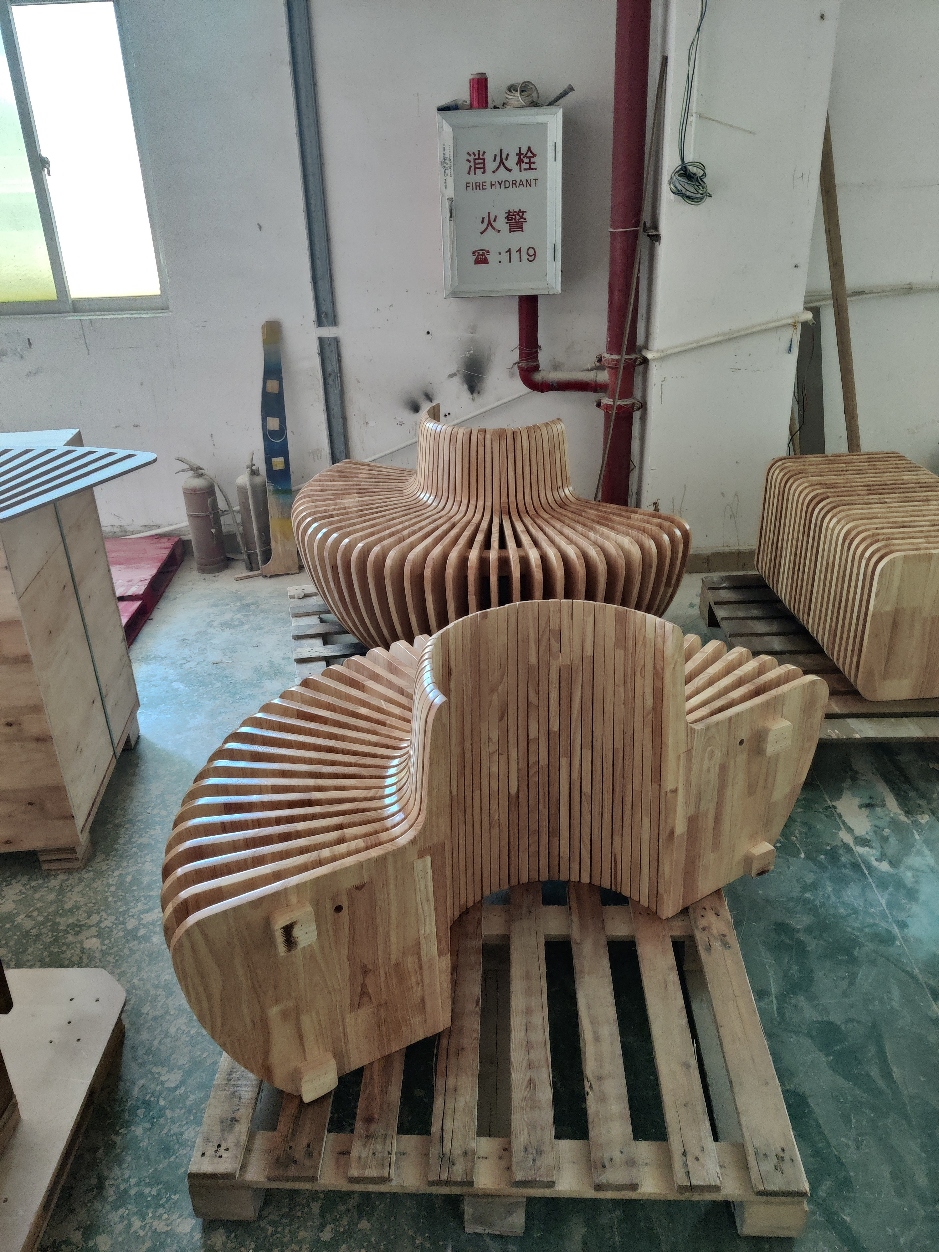 Tree pool seat series