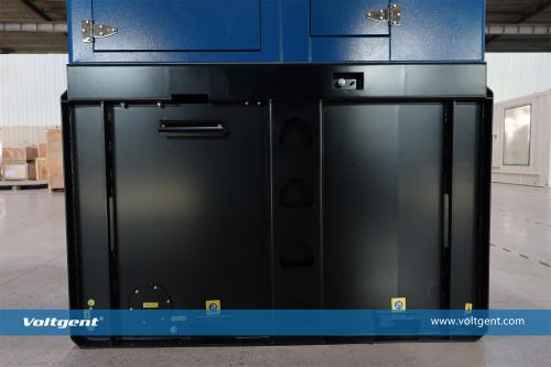 customized 500L fuel tank.JPG