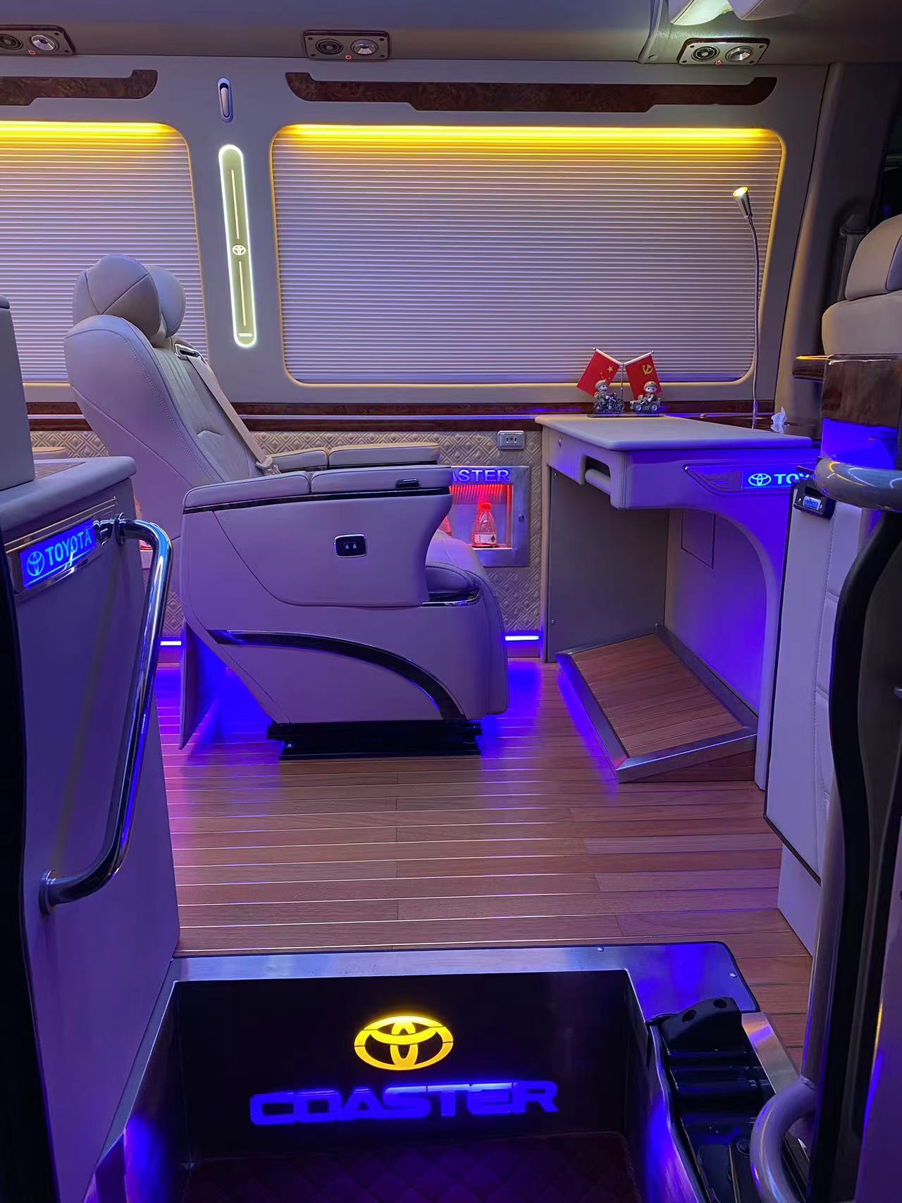 main title main title