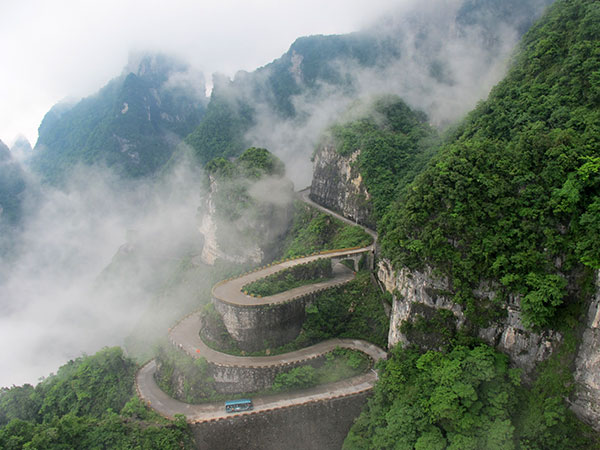 4 Days Zhangjiajie Wonders Tour in Small Group