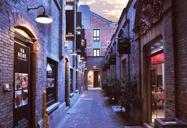 2-Day Shanghai Essentials & City Walk Tour