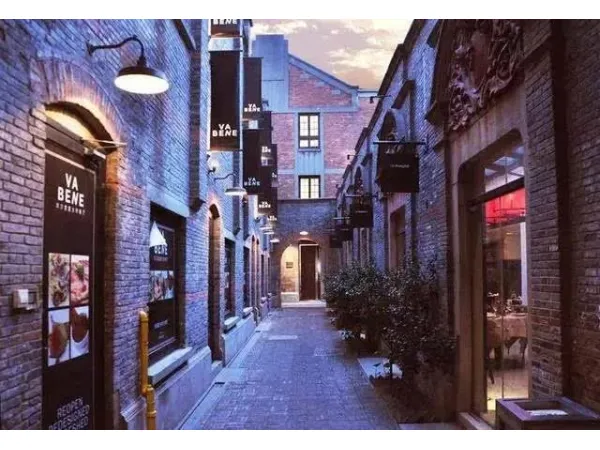 2-Day Shanghai Essentials & City Walk Tour