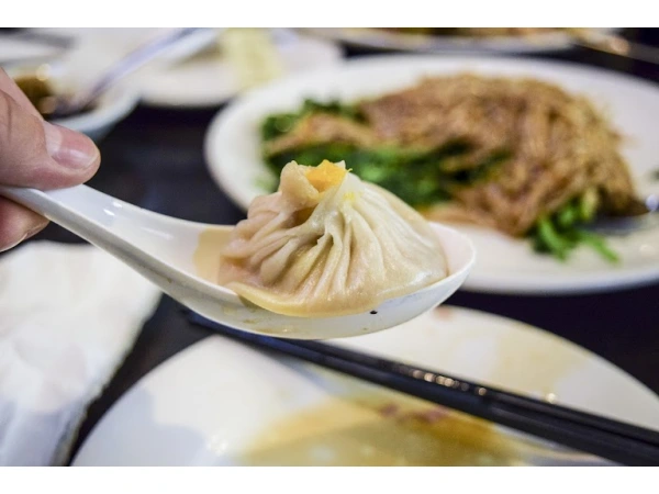 2-Day Shanghai Essentials & City Walk Tour