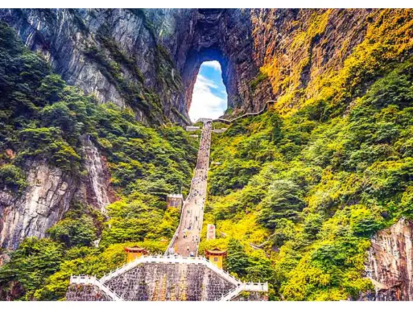 6 Days Amazing Zhangjiajie Discovery Tour