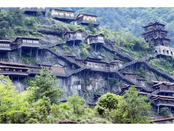 Ink & Mist · Immersive Jiangxi 6-Day, 5-Night Luxury Aesthetic Journey