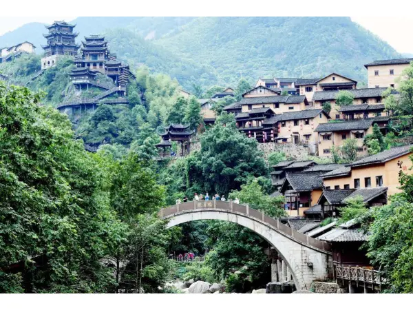 Ink & Mist · Immersive Jiangxi 6-Day, 5-Night Luxury Aesthetic Journey