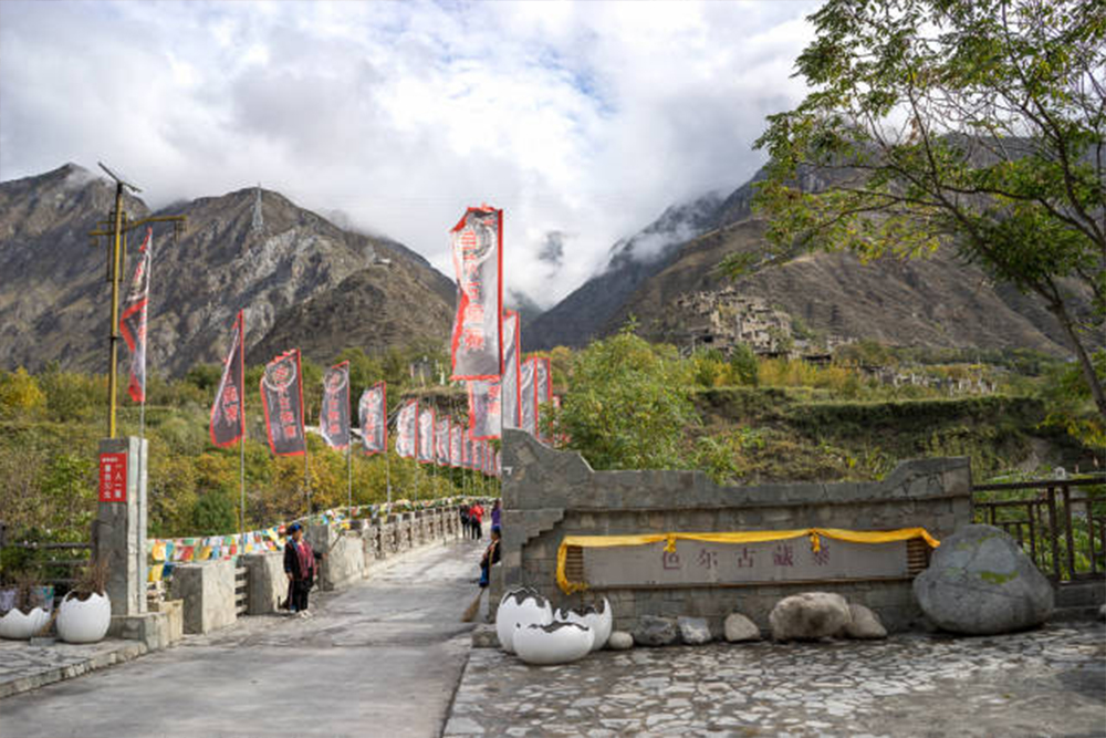 6D5N Chengdu: Dagu Glacier & Mt. Siguniang Premium Tour