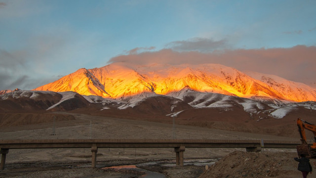 The Sacred Silk Road:12-Day Grand Xinjiang Halal Odyssey