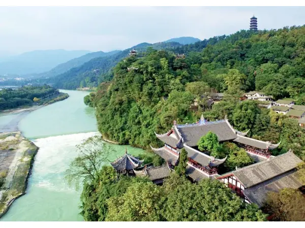 6D5N Chengdu & Jiuzhaigou Muslim Premium Tour