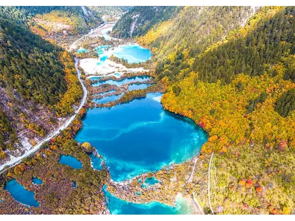6D5N Chengdu & Jiuzhaigou Muslim Premium Tour