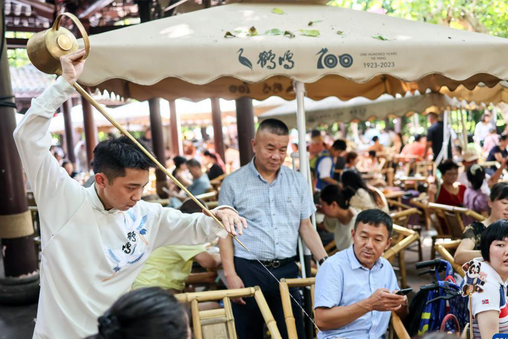 6D5N Chengdu & Jiuzhaigou Muslim Premium Tour