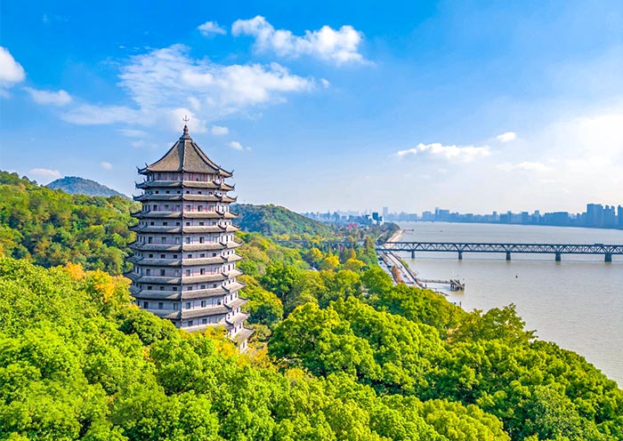  Anhui · Huangshan · Wuyuan  Bespoke Journey  7D6N				