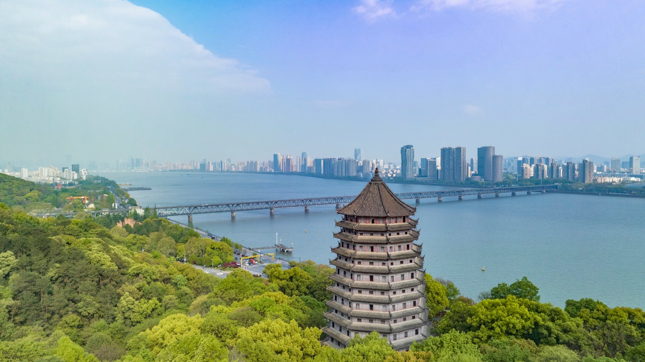  8D7N Glamorous Jiangnan	