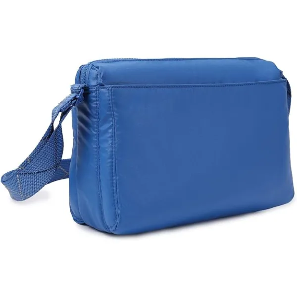 Fashionable shoulder bag made of durable