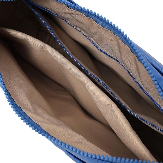 Fashionable shoulder bag made of durable